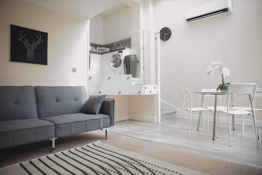 Appartamento Stylish 2bed With Sky Window Londra